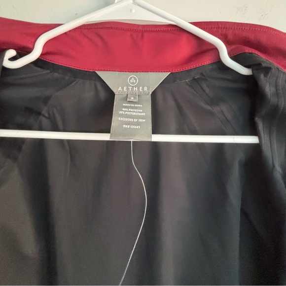 Aether Union Cycling Jacket NWOT in Red Wine - Picture 12 of 16